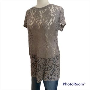 Anthropologie Origami Gray Lace Tunic - large, short sleeves.